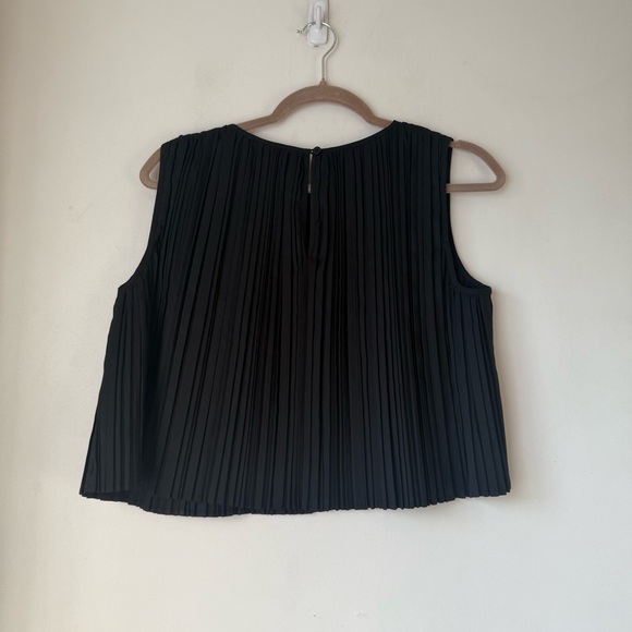 Gorman Black Pleated Cropped Tank Top 8 - Picture 5 of 5